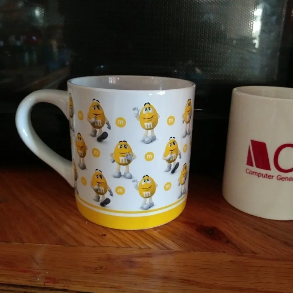 M & M’s M&M Coffee Mug Large Yellow & White